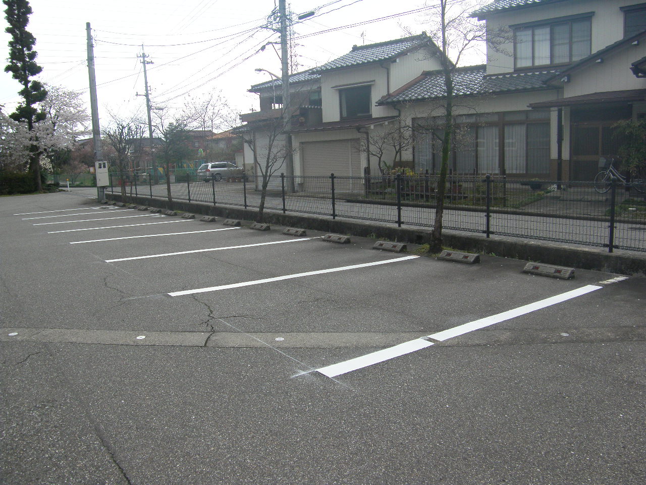 駐車場・白線ライン引き施工事例１１